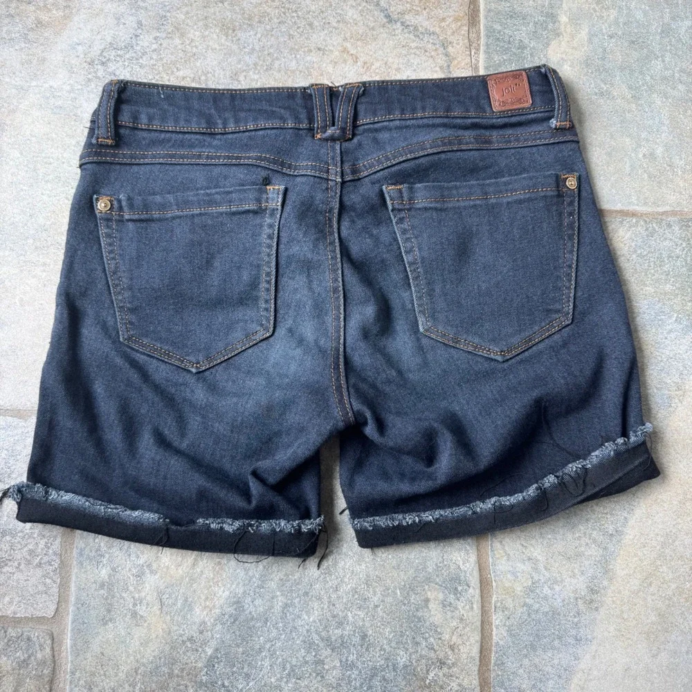 Y2K Jolt Dark Wash Denim Shorts Size 5 Stretchy‎ Mid-Length Vintage
